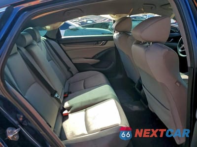 Zdjęcie 10 z 13 samochodu: 2018 HONDA ACCORD LX VIN:1HGCV1F15JA028989 - miniatura