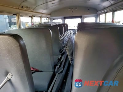 Zdjęcie 10 z 13 samochodu: 2012 CHEVROLET EXPRESS SCHOOL BUS VIN:1GB3G3BG4C1178680 - miniatura