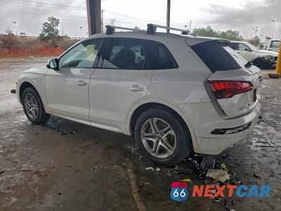 Drugie zdjęcie samochodu z przodu: 2018 AUDI Q5 PREMIUM VIN:WA1ANAFY2J2131049 - miniatura