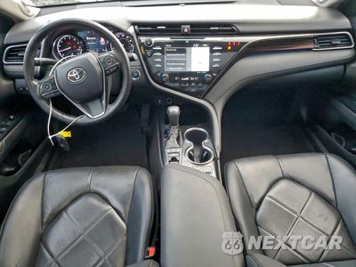 Zdjęcie 8 z 13 samochodu: 2019 TOYOTA CAMRY L VIN:4T1B11HK0KU830177 - miniatura