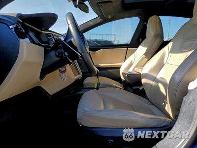 Zdjęcie 7 z 12 samochodu: 2016 TESLA MODEL S VIN:5YJSA1E15GF158455 - miniatura