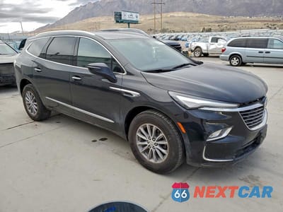 Czwarte zdjęcie samochodu z boku: 2024 BUICK ENCLAVE PREMIUM VIN:5GAEVBKW4RJ127377 - miniatura