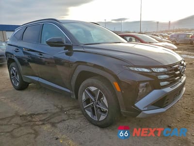 Czwarte zdjęcie samochodu z boku: 2025 HYUNDAI TUCSON SEL VIN:5NMJBCDE7SH490980 - miniatura