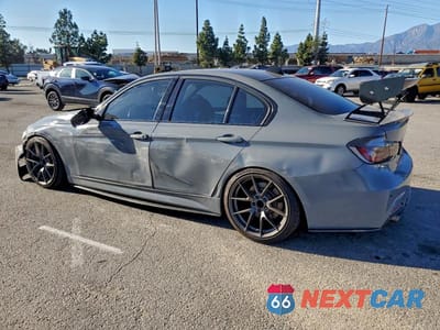 Drugie zdjęcie samochodu z przodu: 2013 BMW 335 I VIN:WBA3A9G52DNP37612 - miniatura