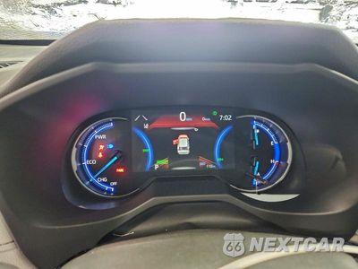 Zdjęcie 9 z 13 samochodu: 2025 TOYOTA RAV4 XLE VIN:JTMRWRFV1SD331047 - miniatura