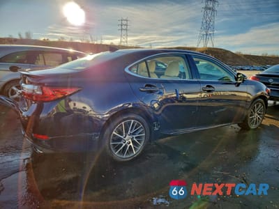 Trzecie zdjęcie samochodu z tyłu: 2018 LEXUS ES VIN:58ABK1GG6JU083783 - miniatura