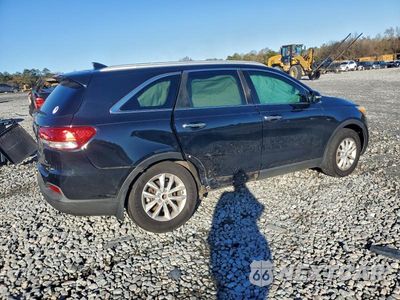 Trzecie zdjęcie samochodu z tyłu: 2017 KIA SORENTO LX VIN:5XYPG4A52HG288413 - miniatura