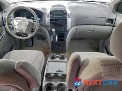 Zdjęcie 8 z 13 samochodu: 2007 TOYOTA SIENNA CE VIN:5TDZK23C67S073383 - miniatura