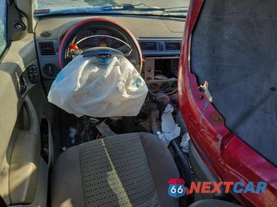 Zdjęcie 8 z 11 samochodu: 2005 FORD FOCUS ZXW VIN:1FAFP36N65W160825 - miniatura