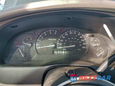 Zdjęcie 9 z 11 samochodu: 1998 FORD EXPLORER VIN:1FMYU22E8WUB33145 - miniatura