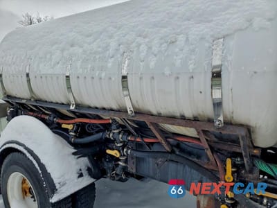 Zdjęcie 10 z 10 samochodu: 2005 INTERNATIONAL 4300 DE-ICER TRUCK VIN:1HTMMAAM35H686253 - miniatura