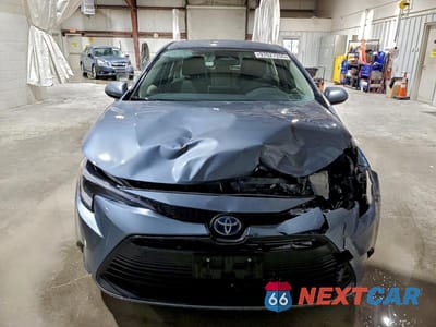 Piąte zdjęcie samochodu w środku: 2025 TOYOTA COROLLA HYBRID LE VIN:JTDBDMHE6S3020727 - miniatura