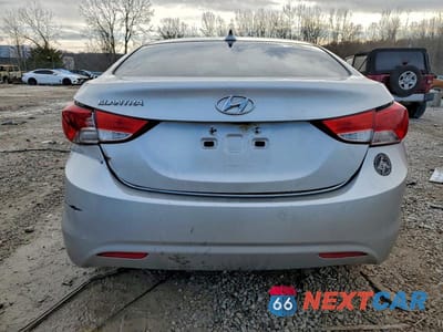 Zdjęcie 6 z 12 samochodu: 2012 HYUNDAI ELANTRA GLS VIN:KMHDH4AE2CU460569 - miniatura