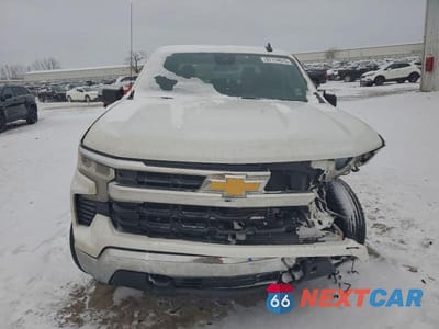 Piąte zdjęcie samochodu w środku: 2024 CHEVROLET SILVERADO K1500 LT-L VIN:1GCPDKEK3RZ277890 - miniatura