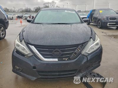Piąte zdjęcie samochodu w środku: 2017 NISSAN ALTIMA 2.5 VIN:1N4AL3AP0HC221316 - miniatura