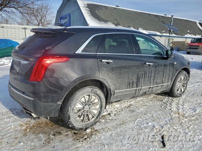 Trzecie zdjęcie samochodu z tyłu: 2019 CADILLAC XT5 LUXURY VIN:1GYKNDRS5KZ271604 - miniatura