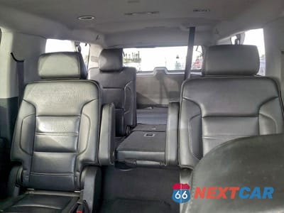 Zdjęcie 10 z 12 samochodu: 2019 GMC YUKON XL DENALI VIN:1GKS1HKJ1KR380317 - miniatura