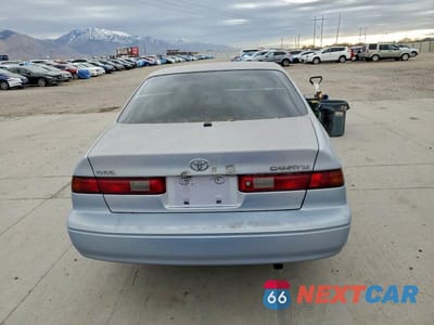 Zdjęcie 6 z 12 samochodu: 1998 TOYOTA CAMRY CE VIN:JT2BG22K7W0109619 - miniatura