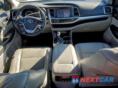 Zdjęcie 8 z 13 samochodu: 2015 TOYOTA HIGHLANDER XLE VIN:5TDJKRFH6FS204999 - miniatura