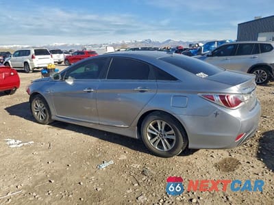 Drugie zdjęcie samochodu z przodu: 2015 HYUNDAI SONATA HYBRID BASE VIN:KMHEC4A46FA121202 - miniatura