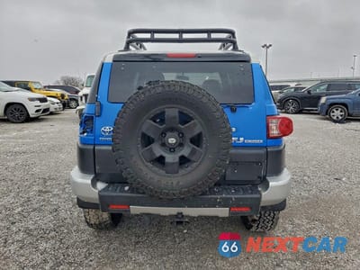 Zdjęcie 6 z 12 samochodu: 2007 TOYOTA FJ CRUISER VIN:JTEBU11F570008042 - miniatura