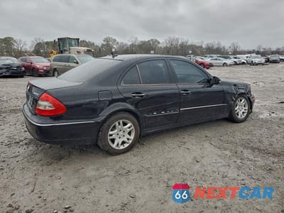 Trzecie zdjęcie samochodu z tyłu: 2007 MERCEDES-BENZ E 320 CDI VIN:WDBUF22X87B135097 - miniatura