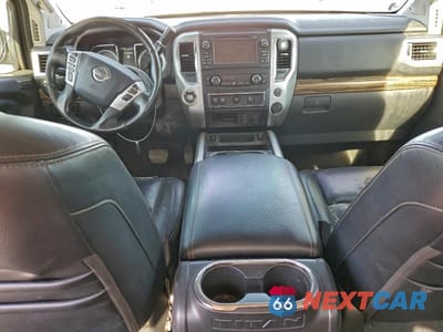 Zdjęcie 8 z 11 samochodu: 2017 NISSAN TITAN SV VIN:1N6AA1E68HN507227 - miniatura