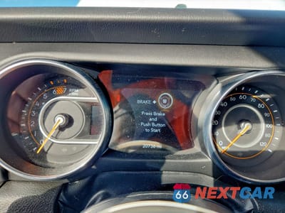 Zdjęcie 9 z 12 samochodu: 2022 JEEP WRANGLER UNLIMITED SAHARA VIN:1C4HJXEN0NW251764 - miniatura