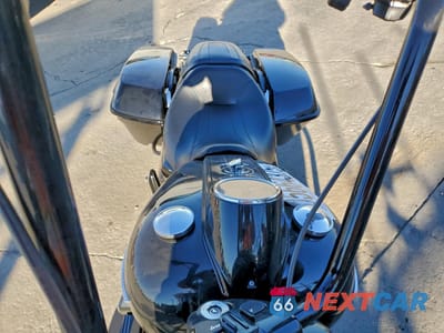 Piąte zdjęcie samochodu w środku: 2018 HARLEY-DAVIDSON FLHRXS VIN:1HD1KVC35JB605038 - miniatura
