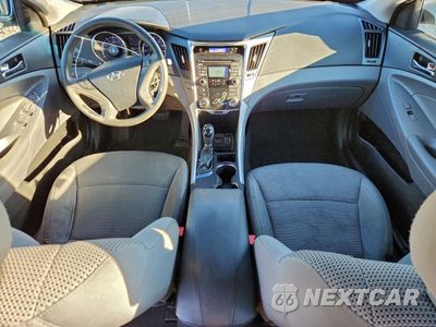 Zdjęcie 8 z 14 samochodu: 2011 HYUNDAI SONATA GLS VIN:5NPEB4AC0BH136778 - miniatura