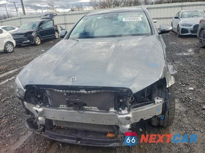 Piąte zdjęcie samochodu w środku: 2023 MERCEDES-BENZ E 350 4MATIC VIN:W1KZF8EB1PB184741 - miniatura