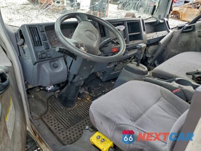 Zdjęcie 8 z 12 samochodu: 2007 ISUZU NPR VIN:JALB4W16977400559 - miniatura