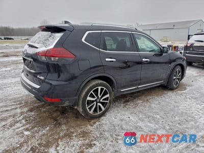 Trzecie zdjęcie samochodu z tyłu: 2020 NISSAN ROGUE VIN:5N1AT2MV9LC746796 - miniatura