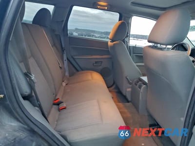 Zdjęcie 11 z 13 samochodu: 2007 JEEP GRAND CHEROKEE LAREDO VIN:1J8GR48K67C662815 - miniatura