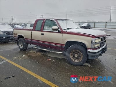 Czwarte zdjęcie samochodu z boku: 1993 CHEVROLET GMT-400 K2500 VIN:2GCFK29K1P1184951 - miniatura