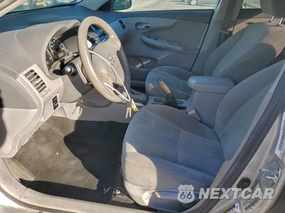 Zdjęcie 7 z 12 samochodu: 2009 TOYOTA COROLLA BASE VIN:1NXBU40E69Z154147 - miniatura