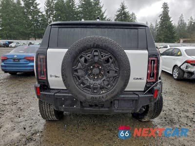 Zdjęcie 6 z 15 samochodu: 2024 GMC HUMMER SUV 2X VIN:1GKB0NDE0RU113534 - miniatura