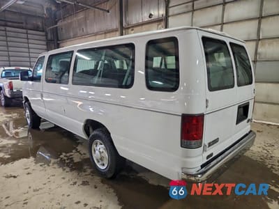Trzecie zdjęcie samochodu z tyłu: 2012 FORD ECONOLINE E350 SUPER DUTY WAGON VIN:1FBSS3BLXCDA20415 - miniatura