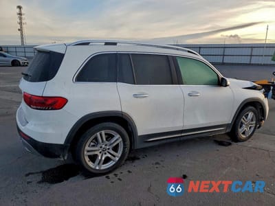 Trzecie zdjęcie samochodu z tyłu: 2020 MERCEDES-BENZ GLB 250 VIN:W1N4M4GB7LW023452 - miniatura