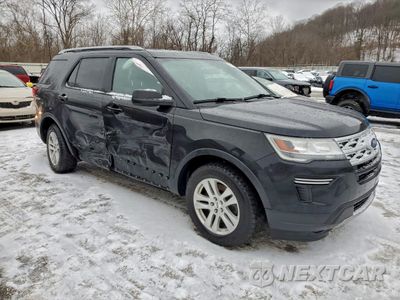 Czwarte zdjęcie samochodu z boku: 2019 FORD EXPLORER XLT VIN:1FM5K8D85KGA85745 - miniatura