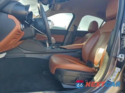 Zdjęcie 7 z 11 samochodu: 2019 ALFA ROMEO GIULIA VIN:ZARFAMANXK7599319 - miniatura