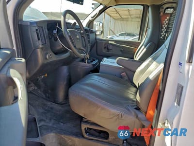 Zdjęcie 7 z 14 samochodu: 2014 CHEVROLET G2500 UTILITY / SERVICE VAN VIN:1GCWGFCB3E1113304 - miniatura