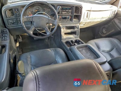 Zdjęcie 8 z 11 samochodu: 2005 CHEVROLET SILVERADO K1500 VIN:2GCEK13T351396724 - miniatura