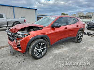 2024 CHEVROLET TRAX 1RS KL77LGE27RC145442 - główne zdjęcie licytacji z USA - miniatura