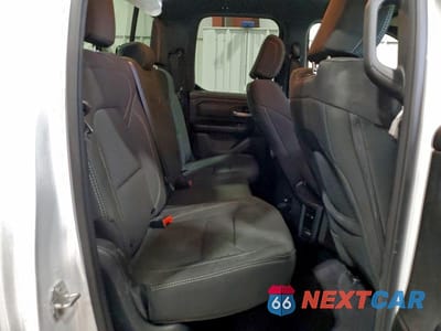 Zdjęcie 10 z 12 samochodu: 2025 RAM 1500 TRADESMAN VIN:1C6RRFCG8SN755371 - miniatura