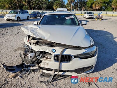 Piąte zdjęcie samochodu w środku: 2017 BMW 320 I VIN:WBA8E1G3XHNU15512 - miniatura