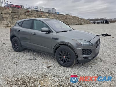 Czwarte zdjęcie samochodu z boku: 2018 JAGUAR E-PACE S VIN:SADFJ2FX0J1Z18340 - miniatura