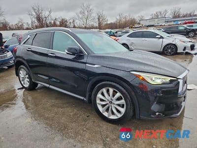 Czwarte zdjęcie samochodu z boku: 2019 INFINITI QX50 ESSENTIAL VIN:3PCAJ5M34KF106782 - miniatura