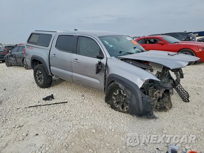 Czwarte zdjęcie samochodu z boku: 2019 TOYOTA TACOMA DOUBLE CAB VIN:5TFCZ5AN6KX211594 - miniatura