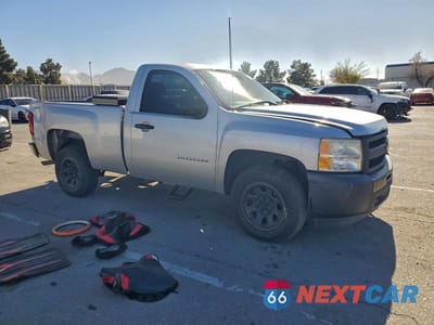 Czwarte zdjęcie samochodu z boku: 2013 CHEVROLET SILVERADO C1500 VIN:1GCNCPEX9DZ364222 - miniatura